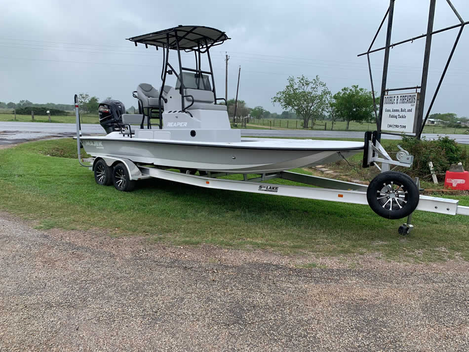 Kresta's Boats & Motors New & Used Boats & Outboard sales Edna Texas