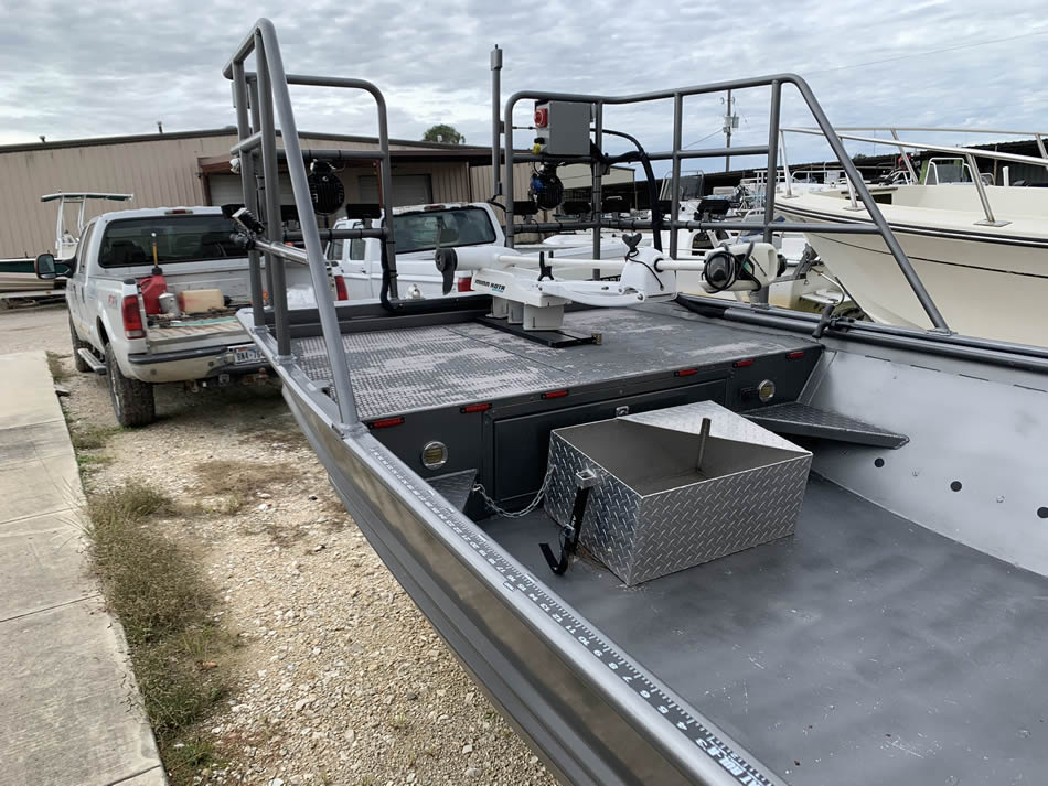 Kresta's Boats & Motors New & Used Boats & Outboard sales Edna Texas